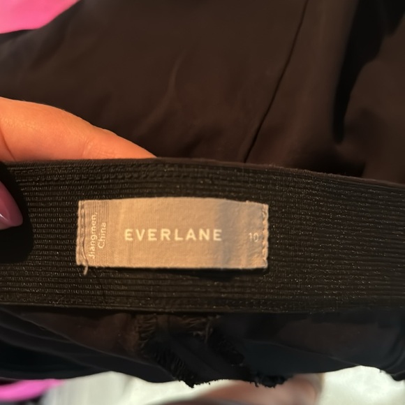 Everlane Black The Side Zip Stretch Cropped Pant - Picture 7 of 7